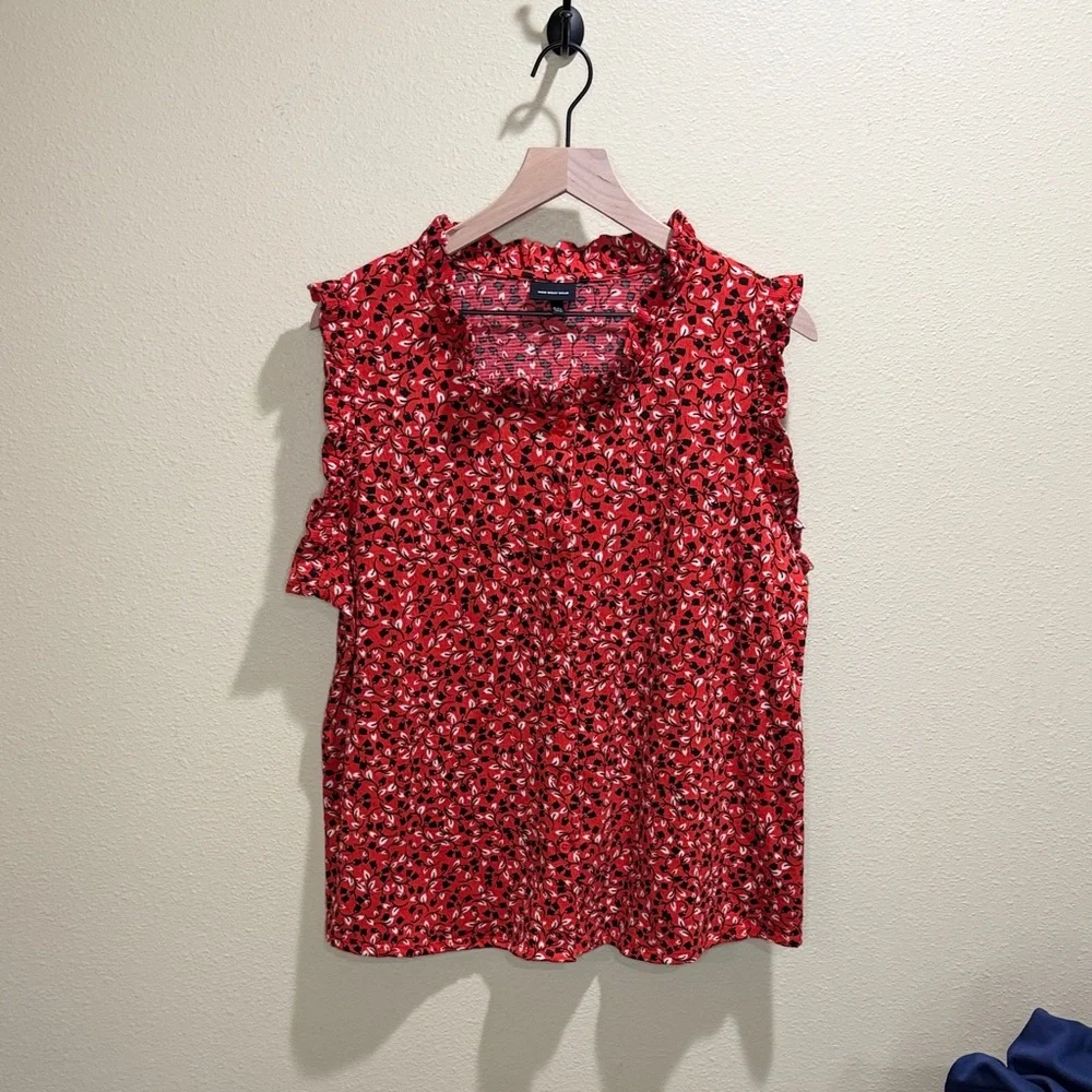 Who What Wear Size XXL Red Floral Ruffle Sleeveless Top - Picture 1 of 8